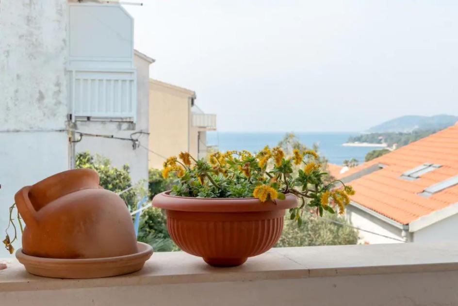Nora'S Apartment Hvar Town Luaran gambar