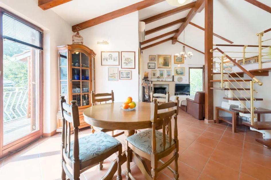 Nora'S Apartment Hvar Town Luaran gambar